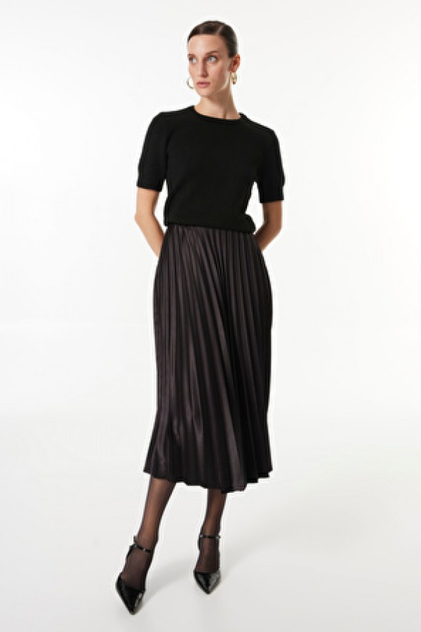 Fabrika Comfort Siyah Kadın Pilise Etek FC4WL-ETK0420 